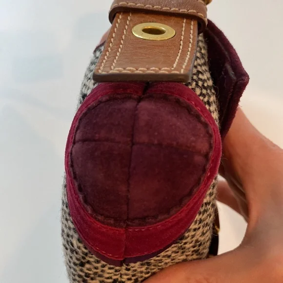 Coach Vintage Tweed Velvet and Leather Clutch - Picture 5 of 11